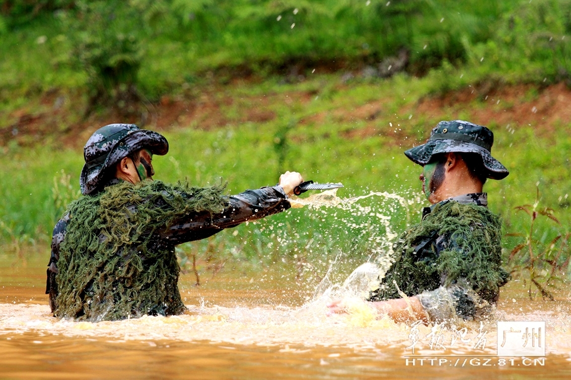 澳门王中王坛伦资料，揭秘探索：国乒一日五败 王皓黑脸、马琳着急 张本智和庆祝时梁靖崑难掩失落  